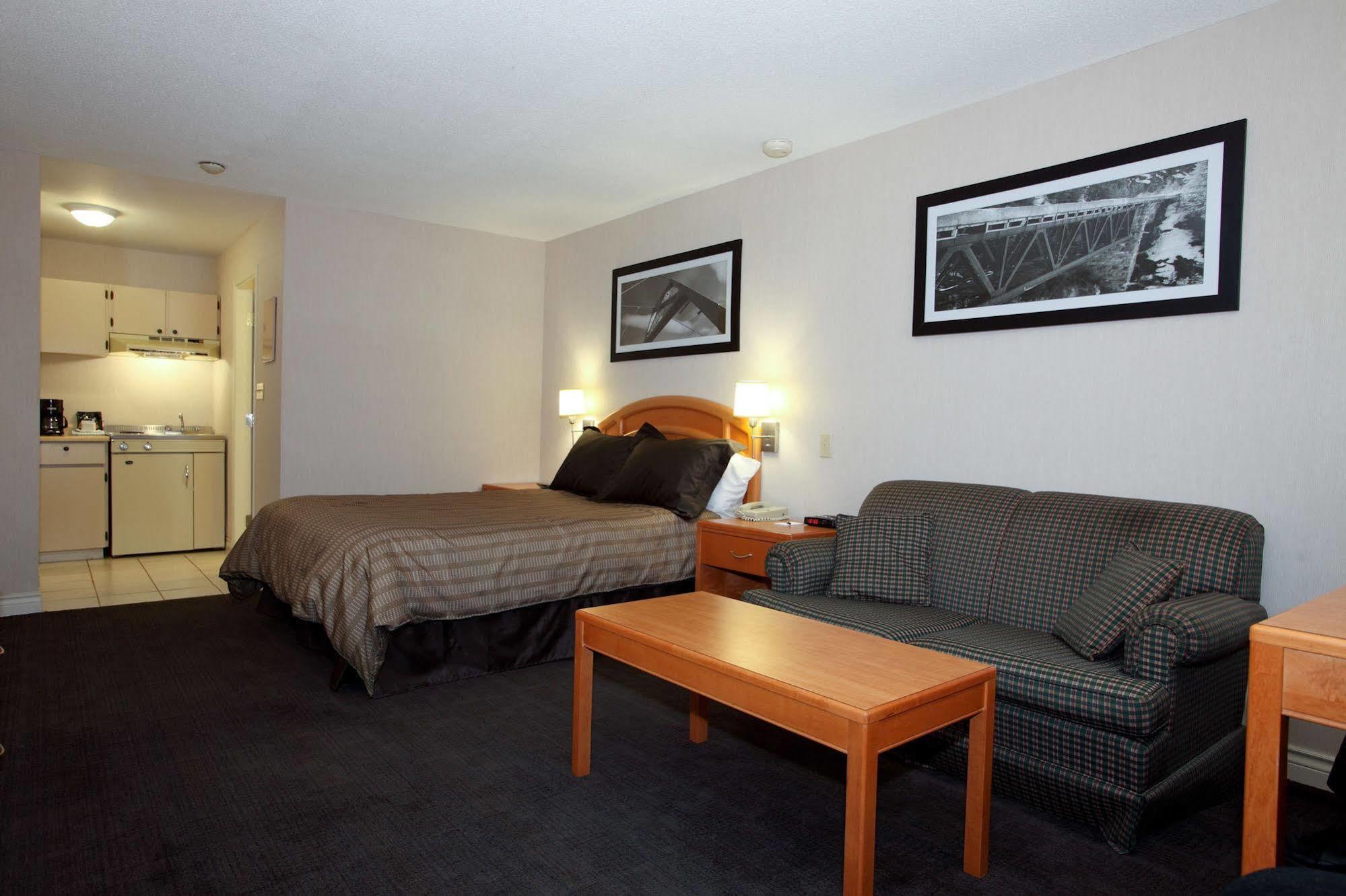 Sandman Hotel Revelstoke Buitenkant foto